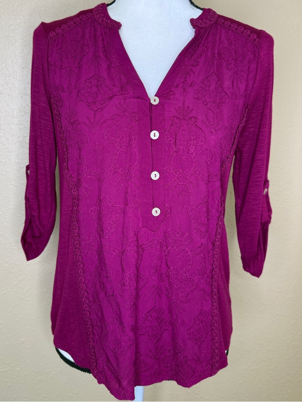 Democracy Magenta Button-Front Crochet 3/4 Sleeves Peasant Boho Tunic Blouse